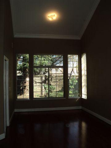 536 Wilmont Ln, Modesto, CA 95357 photo 3