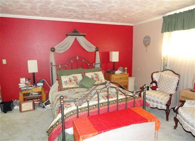 1912 Royal Crest Dr, Lodi, CA 95242 photo 8