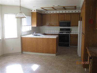 3900 Terhune Ct, Modesto, CA 95356 photo 2