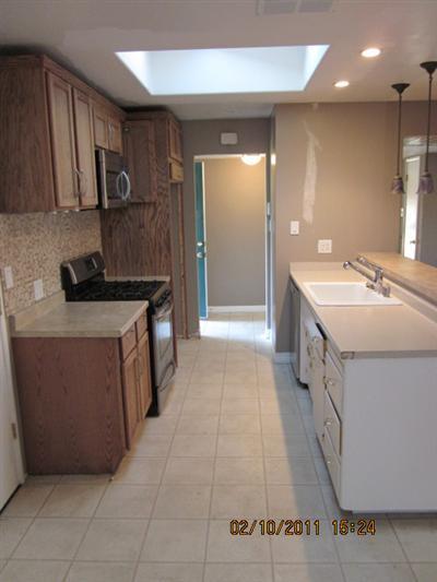 5869 Sharps Cir, Carmichael, CA 95608 photo 4