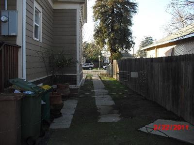 419 East Pne, Lodi, CA 95240 photo 3