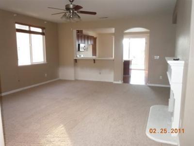 1565 Swallow Tail Ln, Manteca, CA 95337 photo 2