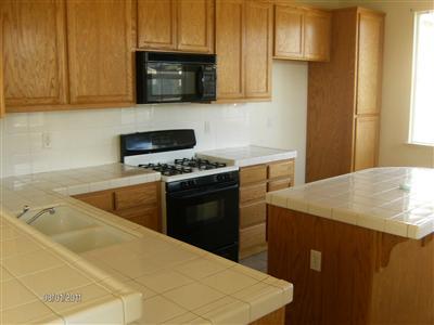 838 Donovan St, Manteca, CA 95337 photo 3