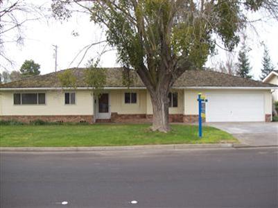 2305 E Canal Dr, Turlock, CA 95380 photo 1