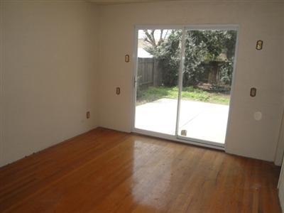 1409 Buckeye Ln, Davis, CA 95618 photo 5