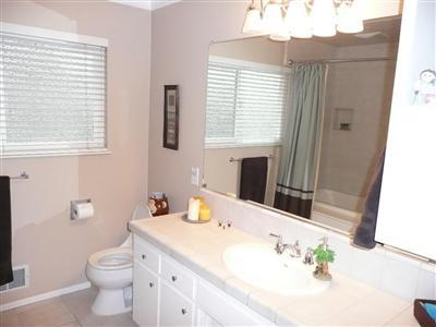 608 Violet St, Modesto, CA 95356 photo 9