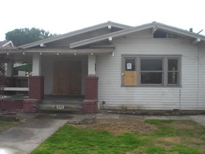 412 S Broadway, Turlock, CA 95380 photo 1