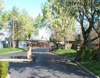 2185 Garden Circle Dr, Manteca, CA 95336 photo 1