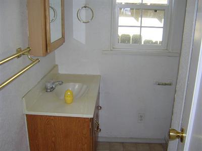 208 Fresno Ave, Modesto, CA 95351 photo 10