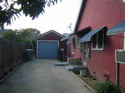 208 Fresno Ave, Modesto, CA 95351 photo 2