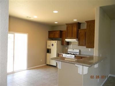 1809 Denver St, Modesto, CA 95358 photo 2