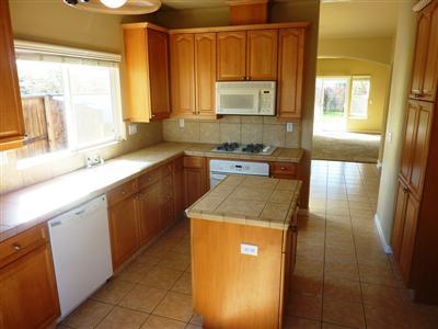 2040 Bishop Way, Lodi, CA 95242 photo 2