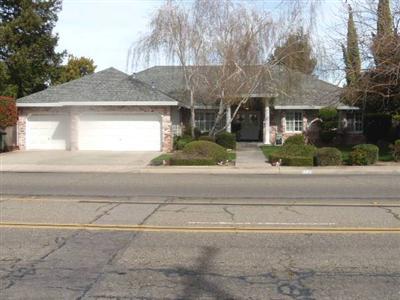 2725 E Hawkeye Ave, Turlock, CA 95380 photo 1