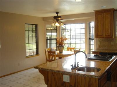 1025 Summit Way, Manteca, CA 95336 photo 4