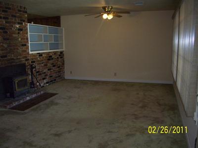 1215 E 20th St, Merced, CA 95340 photo 8