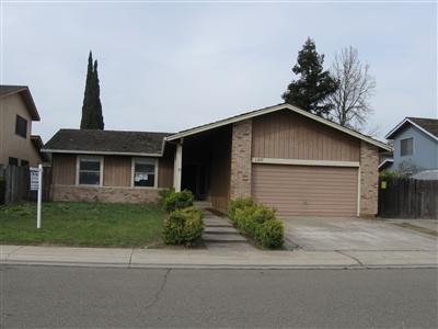 1359 Higton St, Manteca, CA 95336 photo 1