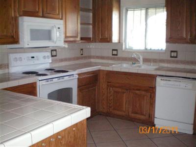 425 Rafael Dr, Elverta, CA 95626 photo 2