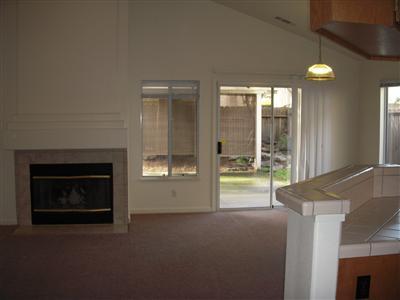 1824 Volendam Ave, Modesto, CA 95356 photo 4