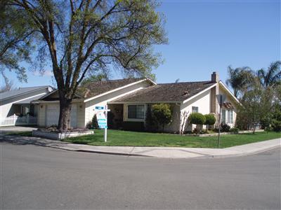 904 Chalone Dr, Modesto, CA 95358 photo 1