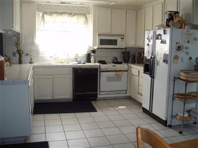 904 Chalone Dr, Modesto, CA 95358 photo 4
