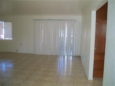 230 1st St, Gustine, CA 95322 photo 3