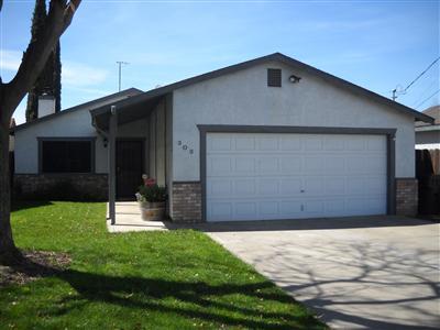 303 Church St, Modesto, CA 95357 photo 2