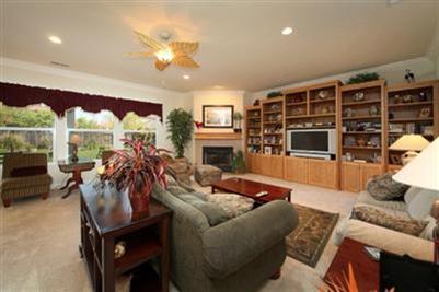 5709 Tufts St, Davis, CA 95618 photo 2