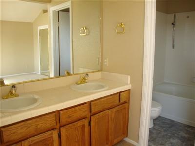 1233 Mohr Cir, Manteca, CA 95337 photo 11