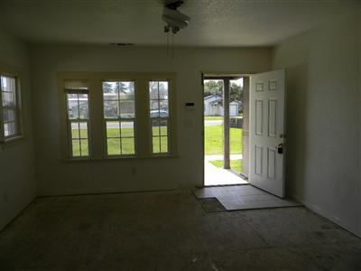 410 Laurel Ave, Modesto, CA 95351 photo 5