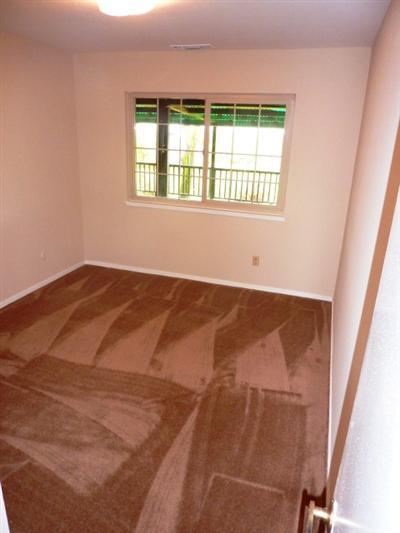 12424 E Harney Ln, Lodi, CA 95240 photo 9