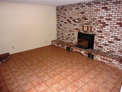 12424 E Harney Ln, Lodi, CA 95240 photo 7