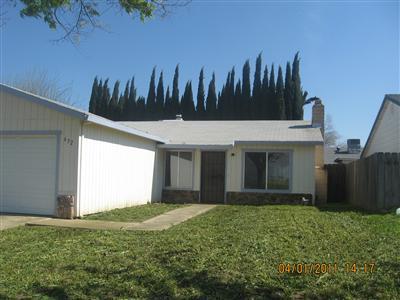 632 Walnut Ave, Patterson, CA 95363 photo 2