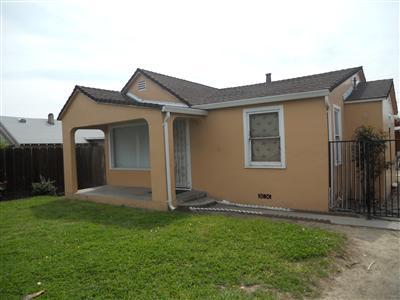 3728 Atchison St, Riverbank, CA 95367 photo 1