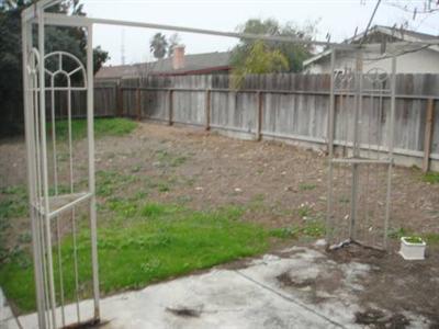 2213 Ridgeway Dr, Ceres, CA 95307 photo 3