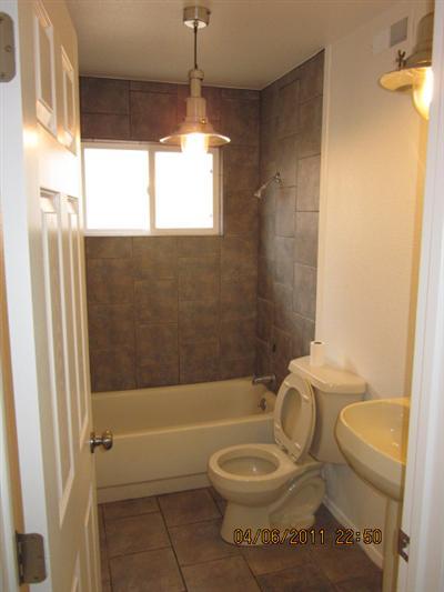 3306 Eisenhower Dr, Sacramento, CA 95826 photo 4