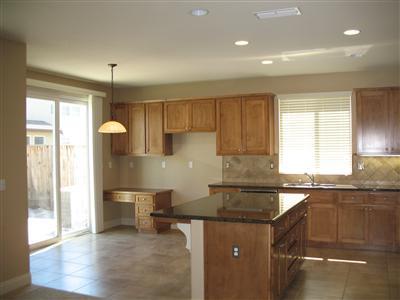 3032 Montgomery Ln, Modesto, CA 95355 photo 3