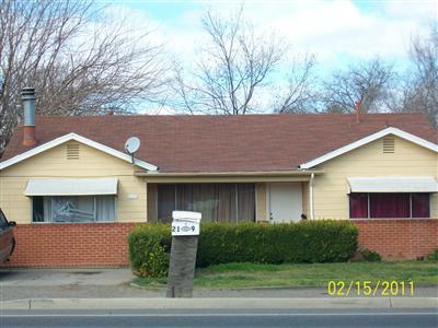 219 E Las Palmas Ave, Patterson, CA 95363 photo 1
