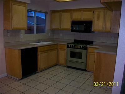 484 Lucas Ct, Merced, CA 95341 photo 4