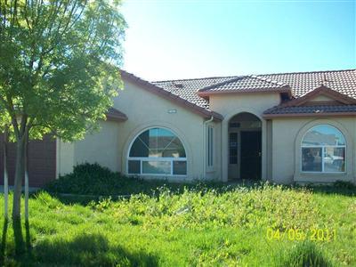 1702 Via Lombardy, Gustine, CA 95322 photo 1