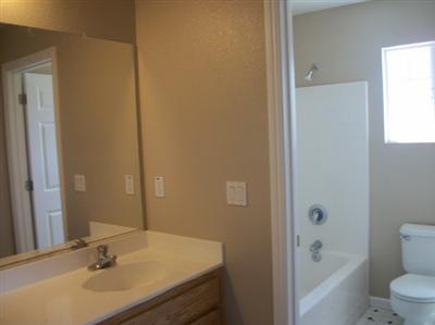 560 Clarence Bromell St, Tracy, CA 95377 photo 11