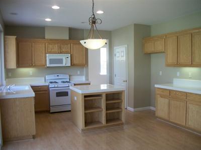 560 Clarence Bromell St, Tracy, CA 95377 photo 3