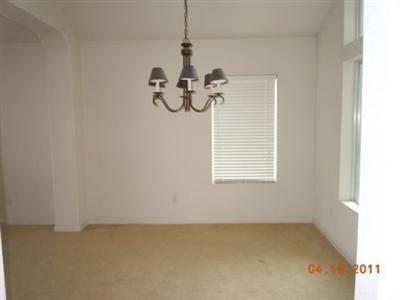 2141 Robert Gabriel Dr, Tracy, CA 95377 photo 4