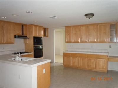 2141 Robert Gabriel Dr, Tracy, CA 95377 photo 3