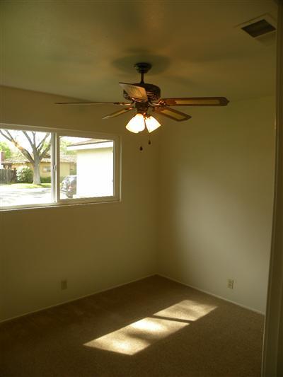 1818 Joaquin St, Modesto, CA 95350 photo 9