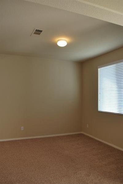 1813 Ironside Dr, Modesto, CA 95358 photo 8
