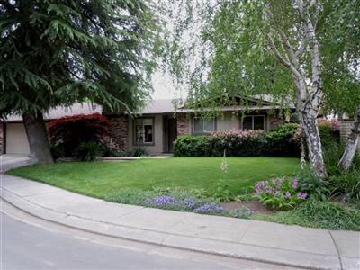 1448 Sheldon Dr, Modesto, CA 95350 photo 1