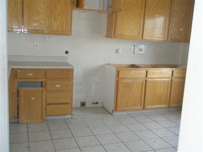 1316 Crater Ave, Modesto, CA 95351 photo 2