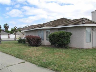 1003 Munchkin Dr, Modesto, CA 95351 photo 4