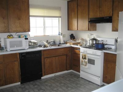 1423 Lindstrom Ave, Modesto, CA 95351 photo 5