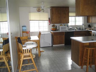 1423 Lindstrom Ave, Modesto, CA 95351 photo 4